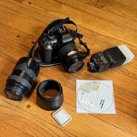 Working Olympus E-500 Black Digital Camera Set with Flash and Lens - Picture 1 of 2